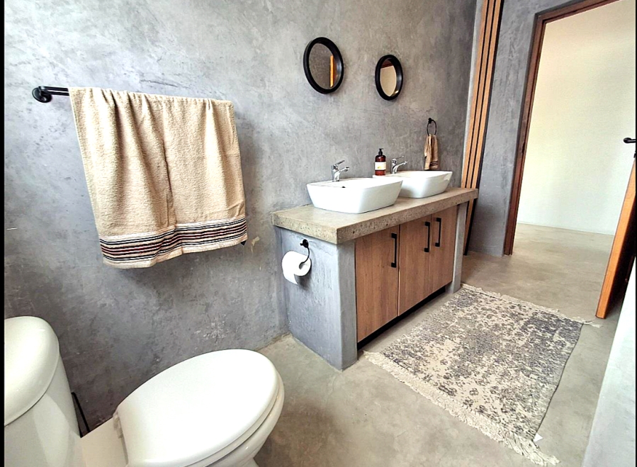 4 Bedroom Property for Sale in Shelley Point Western Cape